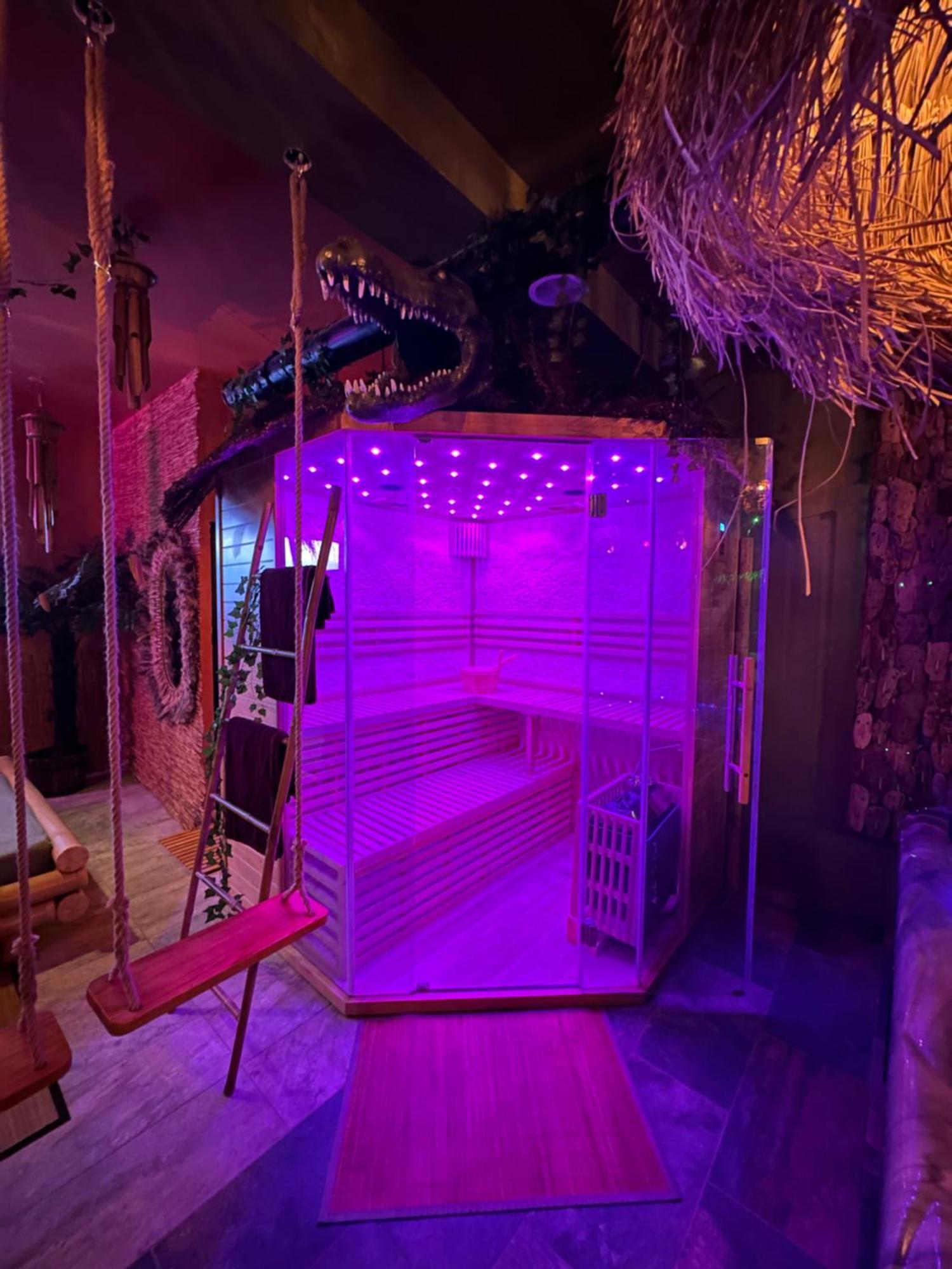 Jungle Spa Panzió Dunkirk Kültér fotó